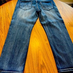 Great pair of used IZOD jeans. 36 x 30
